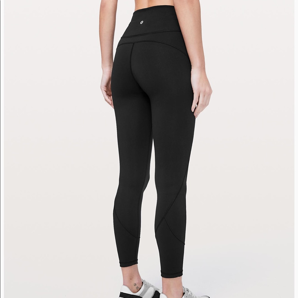 Lululemon In Movement Tight 25" Everlux